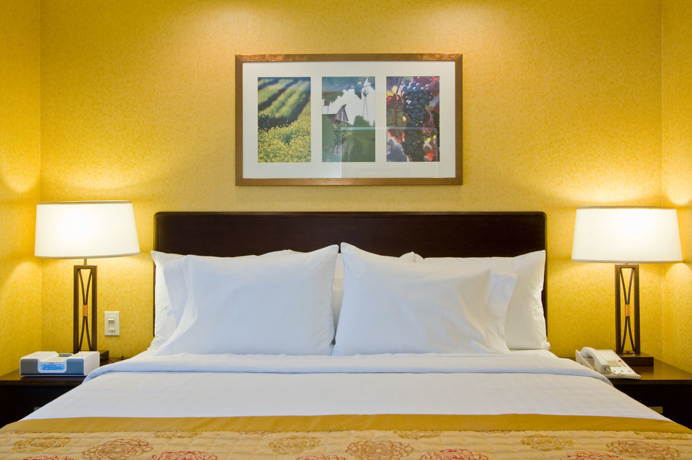 Springhill Suites Napa Valley Extérieur photo