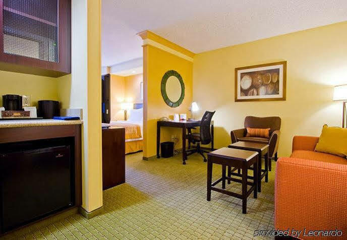 Springhill Suites Napa Valley Extérieur photo